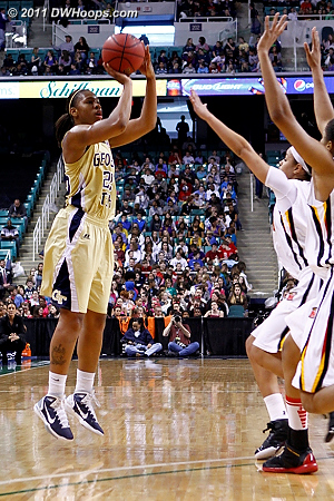 DWHoops Photo  - GT Players: #22 Alex Montgomery 