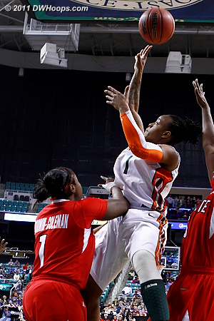 DWHoops Photo  - NCSU Players: #1 Myisha Goodwin-Coleman - MIA Tags: #1 Riquna Williams 