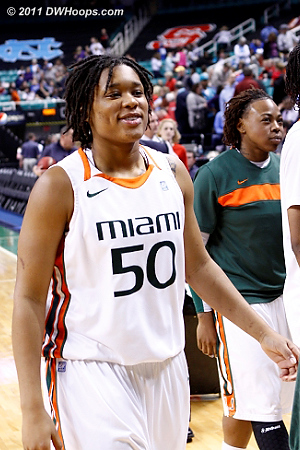 DWHoops Photo  - MIA Players: #50 Maria Brown 