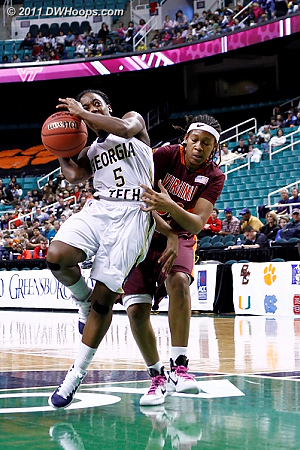 Foul  - VT Players: #33 Shanel Harrison - GT Tags: #5 Metra Walthour 