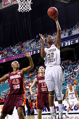 DWHoops Photo  - GT Players: #32 Chelsea Regins 