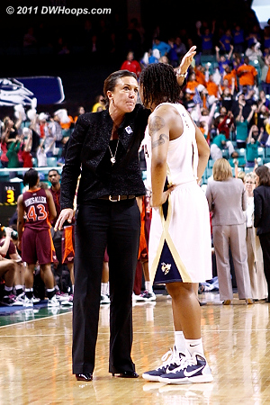 Joseph gives it to Dawnn Maye as the Hokies exploit Jacket errors  - GT Players: #1 Dawnn Maye 