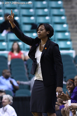 Coach Coleman calls the Clemson offensive play  