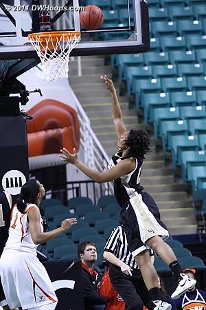 DWHoops Photo  - WF Players: #13 Mykala Walker 