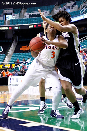 DWHoops Photo  - UVA Players: #3 Paulisha Kellum - WF Tags: #13 Mykala Walker 