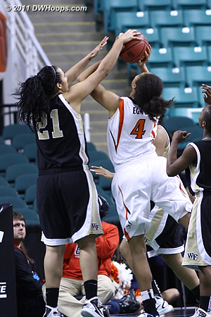 Rejected by Garcia!  - UVA Players: #4 Simone Egwu - WF Tags: #21 Sandra Garcia 