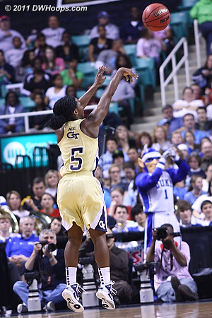 Walthour was 5-10 from distance  - GT Players: #5 Metra Walthour 