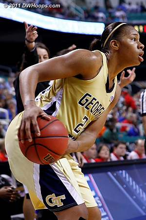 DWHoops Photo  - GT Players: #22 Alex Montgomery 