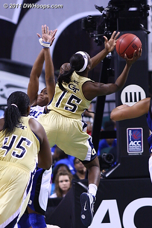 DWHoops Photo  - GT Players: #15 Tyaunna Marshall 