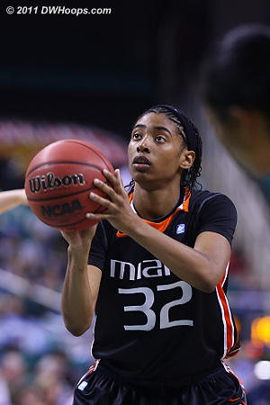 DWHoops Photo  - MIA Players: #32 Morgan Stroman 