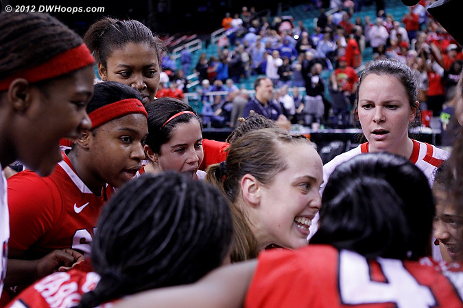 DWHoops Photo  - NCSU Players: #23 Marissa Kastanek 