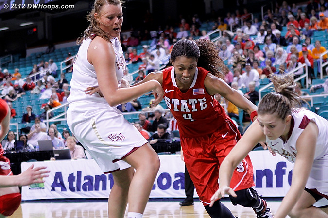 DWHoops Photo  - FSU Players: #10 Leonor Rodriguez, #54 Cierra Bravard - NCSU Tags: #4 Tia Bell 