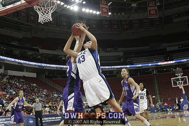 Kaitlin Foley forces the tieup