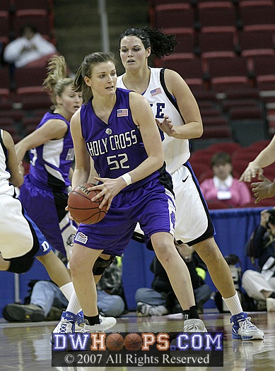 Alison Bales guards Kaitlin Foley