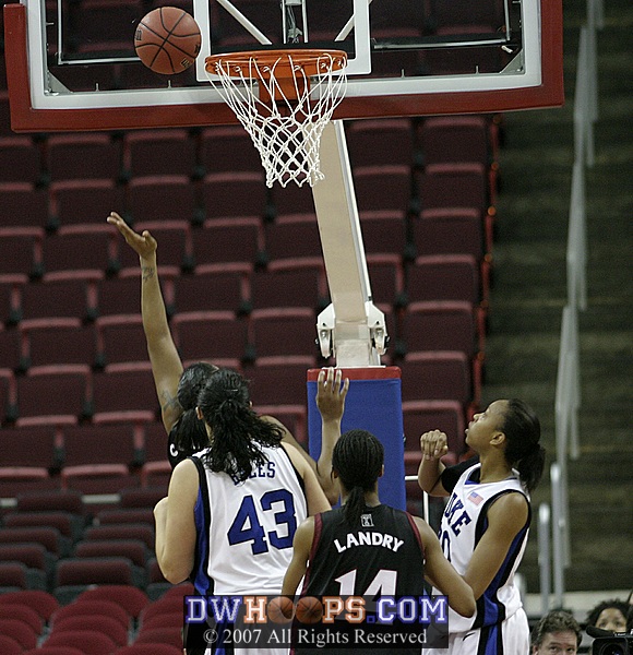 ...leaving Lady Comfort open for a layup