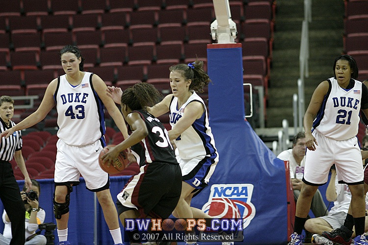 Abby Waner steps in on a Maddox drive...