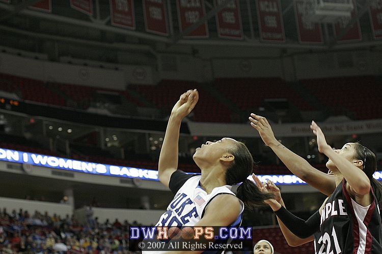 Carrem Gay fouled by Hairston (4 of 5)