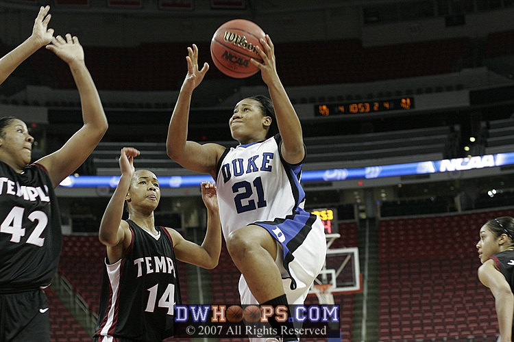 Joy Cheek layup try (3 of 3)