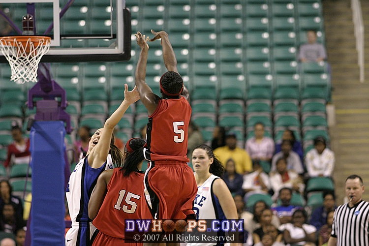 Rutgers tries a three of their own, but Carson misses