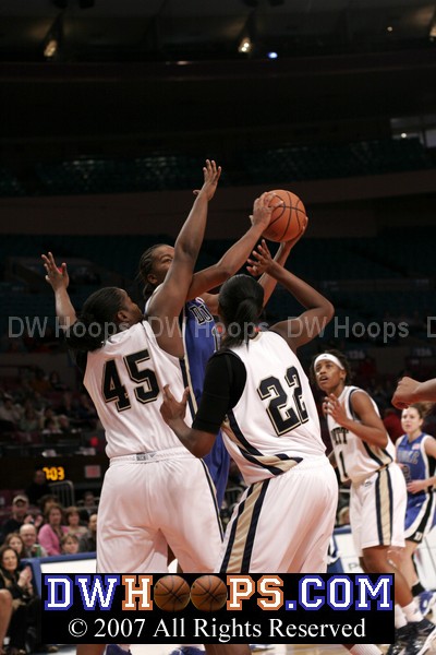 ...and with Chelsea Cole rotating in to help...