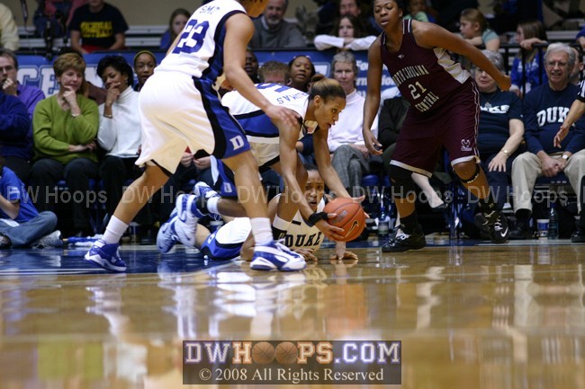 Jasmine Thomas gets the steal