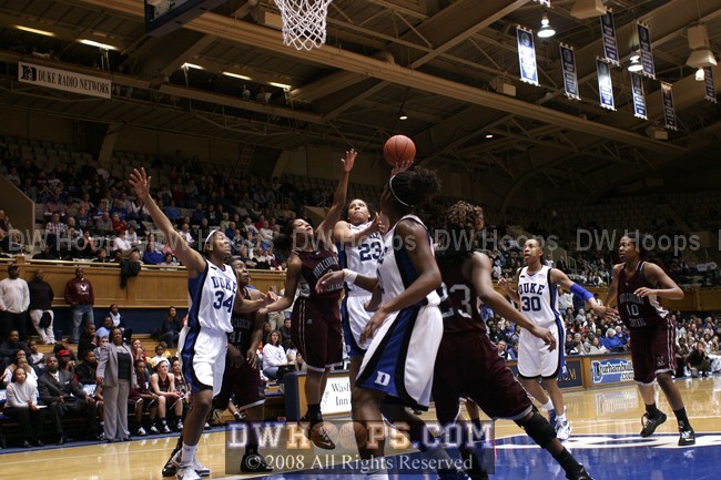 Wanisha Smith tries a layup