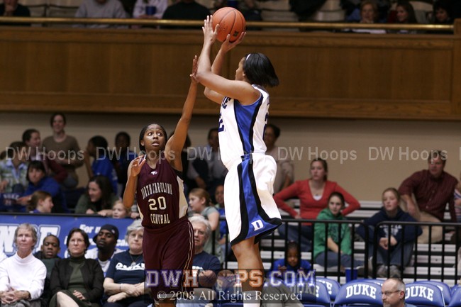 Joy Cheek tries a midrange jumper