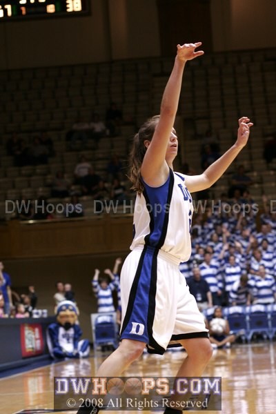 Emily Waner ends Duke's 0-11 three point drought with style
