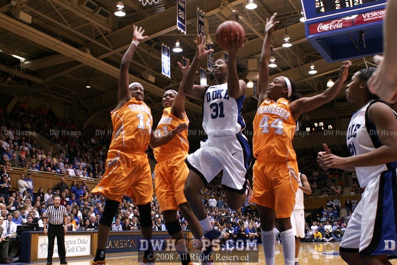 Keturah going coast to coast, scoring through the teeth of the UT defense!