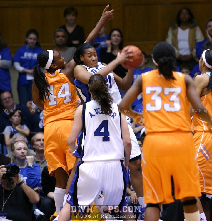 Joy Cheek boards an Alberta Auguste miss