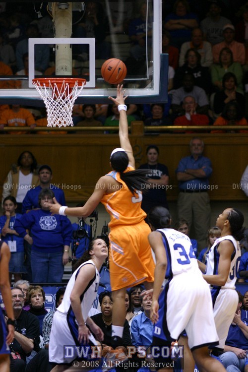 Candace Parker goes up high and lays it in