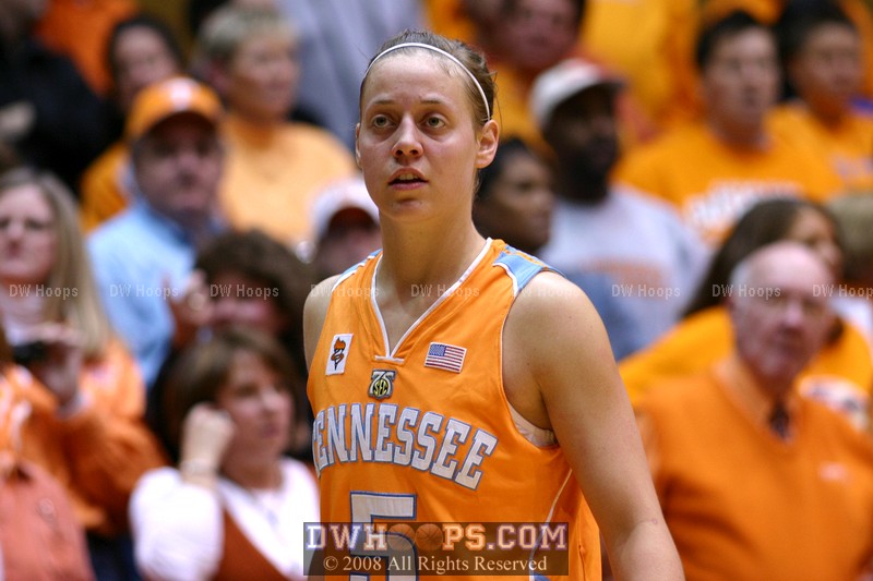 Angie Bjorklund scored 13 including 3-6 from long range