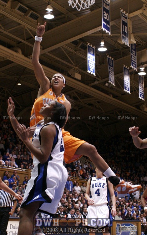 Candace Parker is fouled by Joy Cheek, and two free throws stretch the gap to nine.