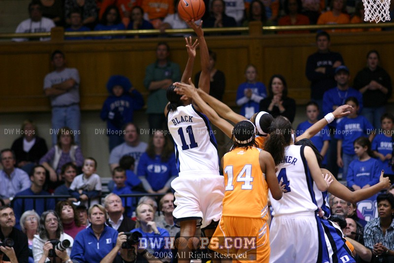 Chante makes the higher degree of difficulty shot and it's finally back to a one point game