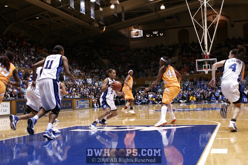 Jas snags a wayward Lady Vol pass and Duke has another chance to lead...but Nish's layup was a miss