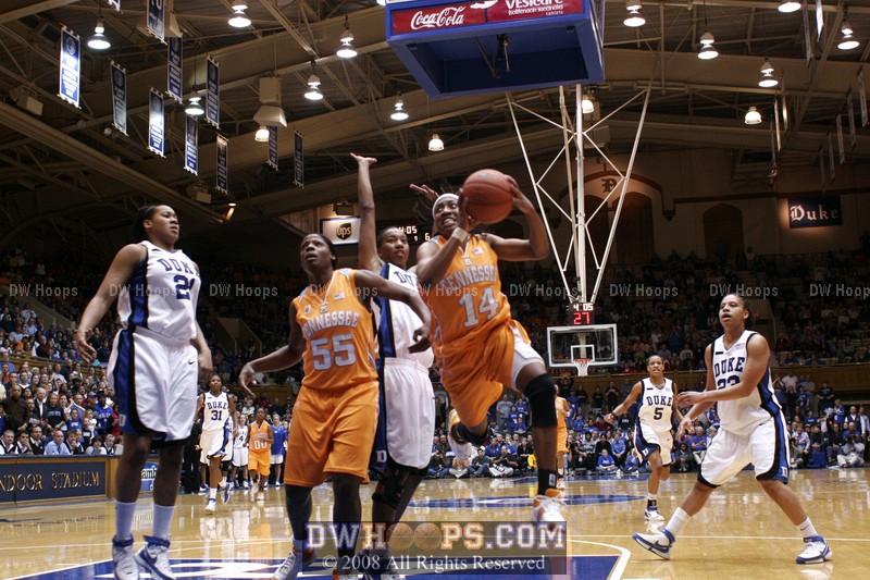 Both teams missed their share of open layups