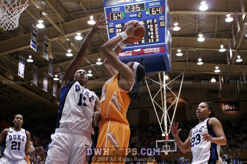 Sequence where Candace Parker scores what proved to be the game winner