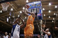 Sequence where Candace Parker scores what proved to be the game winner - 66-64 - 0:23 2nd