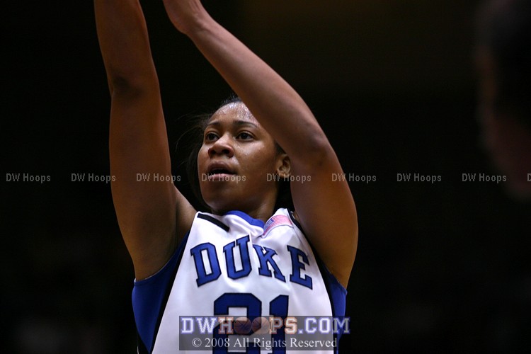 Joy Cheek at the line making two