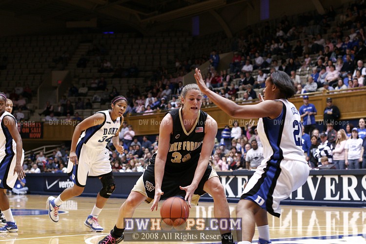 Sequence: Joy Cheek fouls Corinne Groves