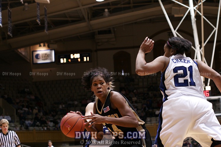 Joy Cheek and Brittany Mitch force Mekia Valentine into a turnover