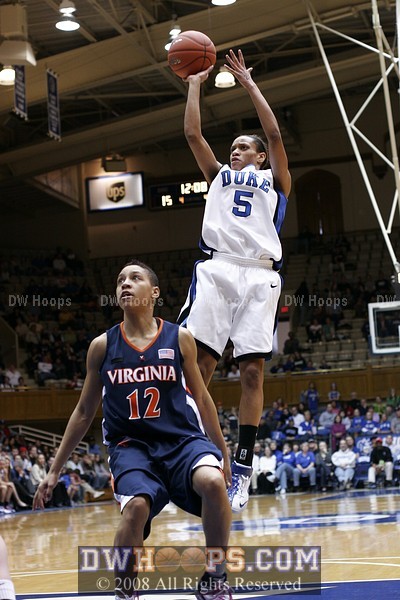 Sequence: Jasmine Thomas pull-up jumper sequence