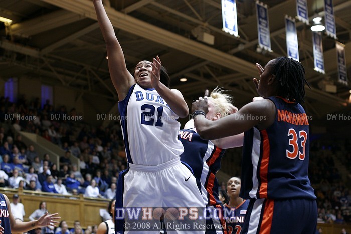 Joy Cheek puts back a Smith miss