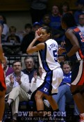 Jasmine Thomas boards a Zoll miss during a 3:30 scoreless stretch for both teams - 24-21 - 8:59 1st