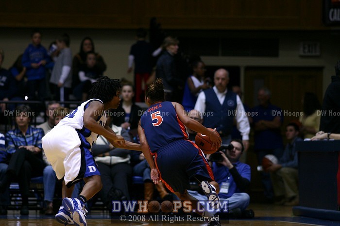 Zoll would finish the first half 1-6, with three turnovers to just one assist