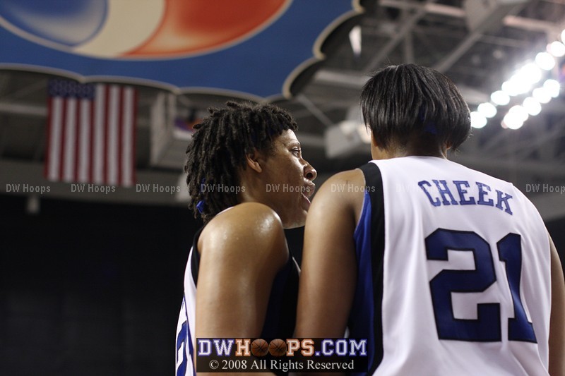 Wanisha Smith and Joy Cheek at a break in the action