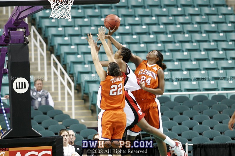 Clemson 65, NCSU 60 (OT)
