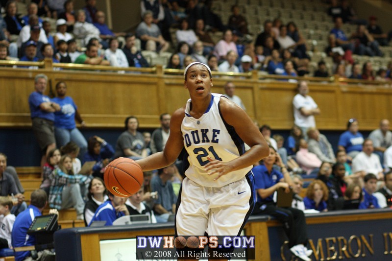 Joy Cheek running the floor