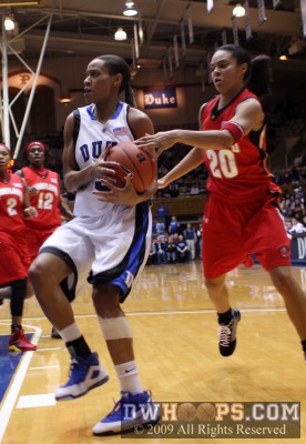 Kristi Toliver got credit for a shot block on this play after Jasmine Thomas missed her layup