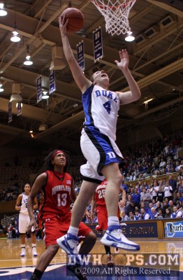 Abby Waner puts Duke up four with this huge layup